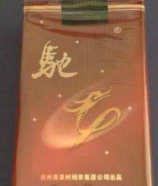 越代香烟是一种在中国市场上较为知名的香烟品牌。如果您想了解越代香烟的批发信息，以下是一些可能的方法